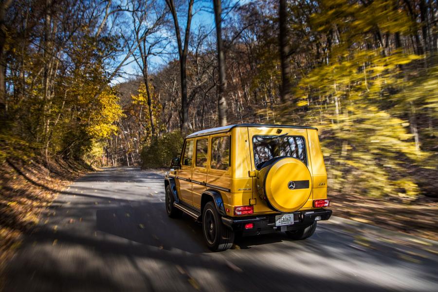  Mercedes-AMG G63 Colour Edition (W463) 2016 года  (NA) (фото 2 из 30)